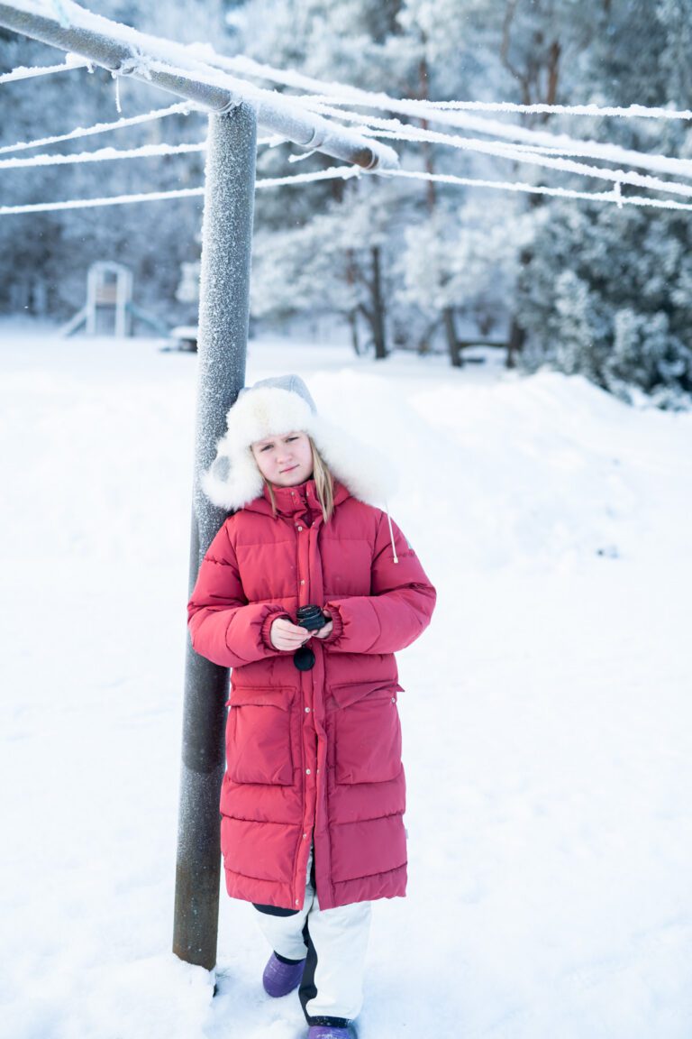 Lapse portree looduses