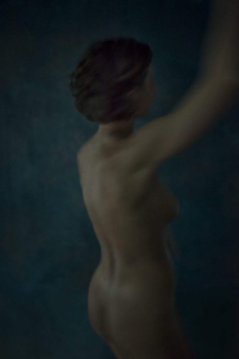 Tants, salapära kirg